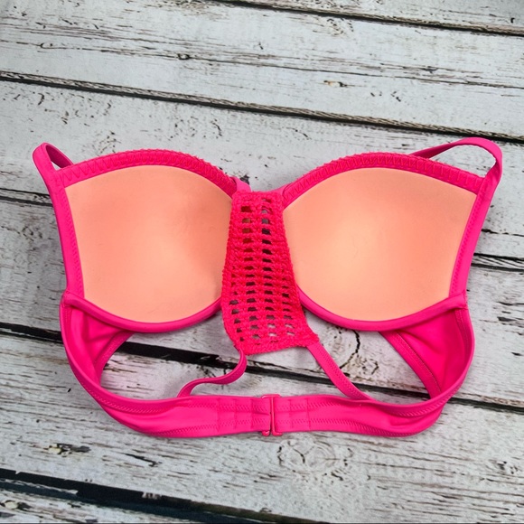 Victoria’s Secret Lined Bikini Top - Picture 2 of 4